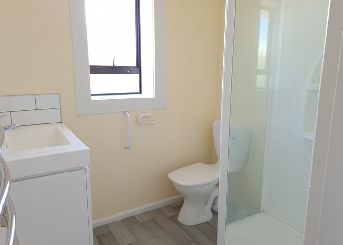  at 2/100 Oram Avenue, New Brighton, Christchurch City, Canterbury