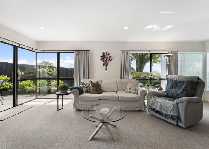  at 2/63 Fancourt Street, Meadowbank, Auckland City, Auckland