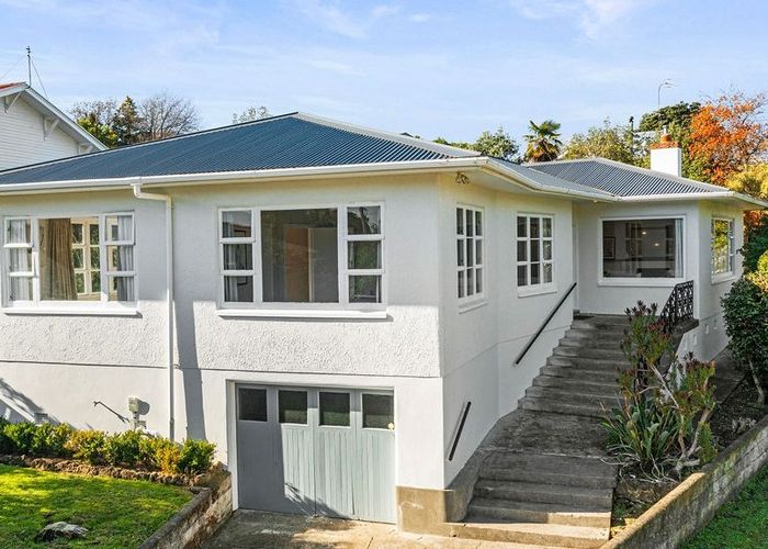  at 1 Smart Terrace, Saint Johns Hill, Whanganui