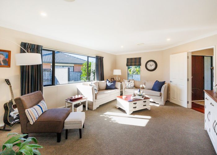  at 3 Sunshine Place, Kelvin Grove, Palmerston North