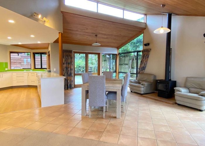  at 11 Calypso Place, Rothesay Bay, North Shore City, Auckland