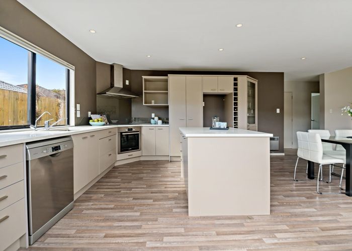  at 25 Erne Crescent, East Tamaki, Auckland