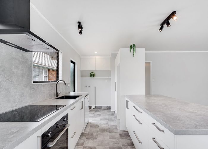  at 21A Southsea Crescent, Silverdale, Hamilton, Waikato