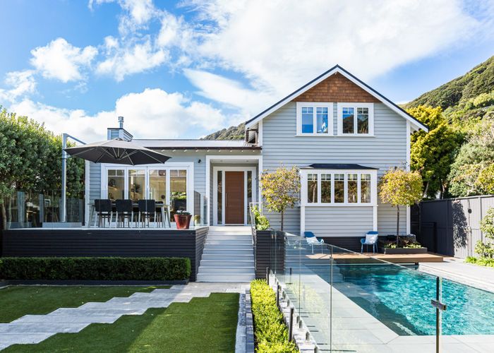  at 15 Nikau Street, Eastbourne, Lower Hutt, Wellington
