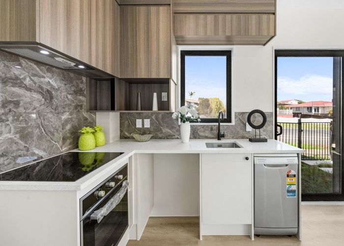  at Lot 1 - 6/40 Friesian Drive, Mangere, Manukau City, Auckland