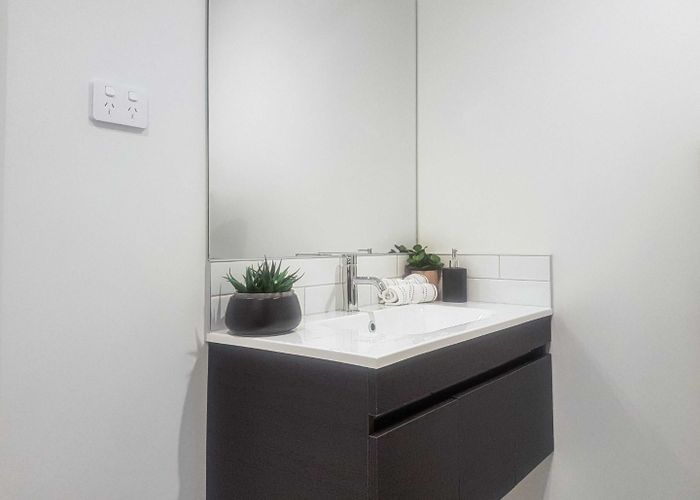  at 202/65 Tonar Street, Northcote, Auckland