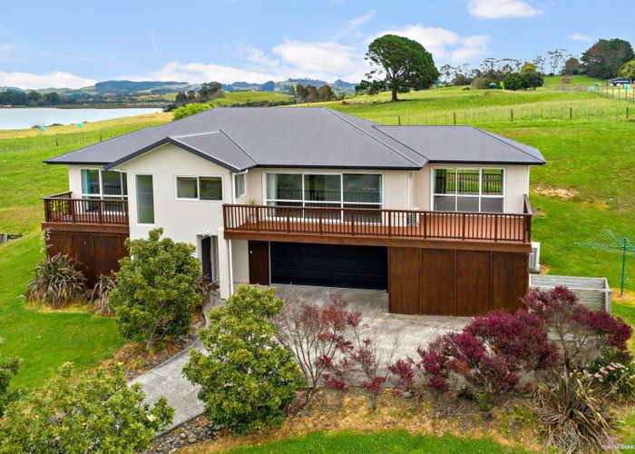  at 21 Omana Avenue, Helensville, Rodney, Auckland