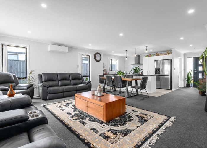  at 32 Oralee Terrace, Peacocke, Hamilton, Waikato