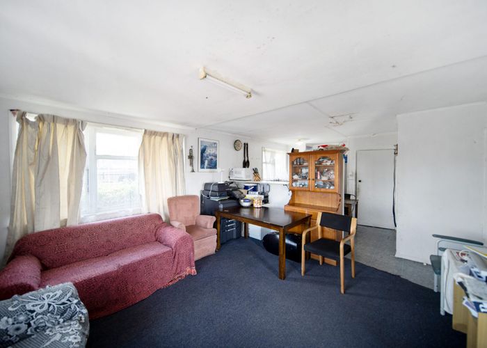  at 74 Kirkbride Road, Mangere, Auckland