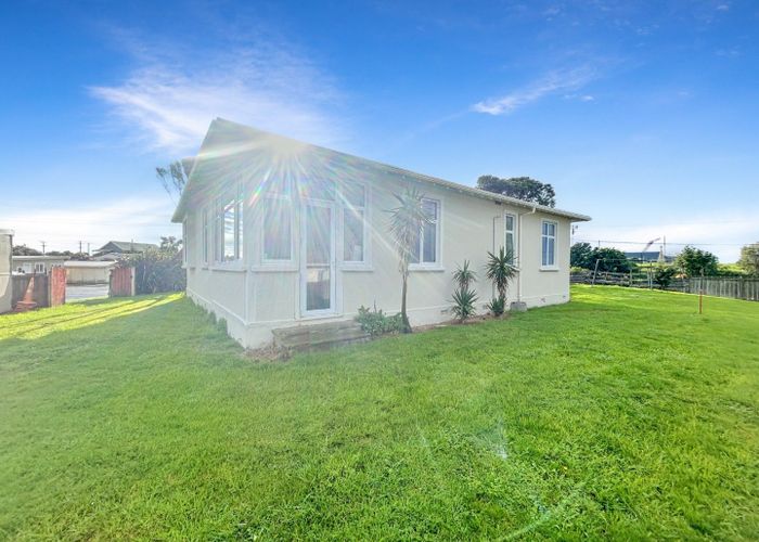  at 1 Ashton Terrace, Castlecliff, Whanganui, Manawatu / Whanganui