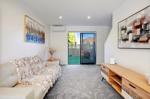  at 6/23 Awaroa Road, Sunnyvale, Waitakere City, Auckland