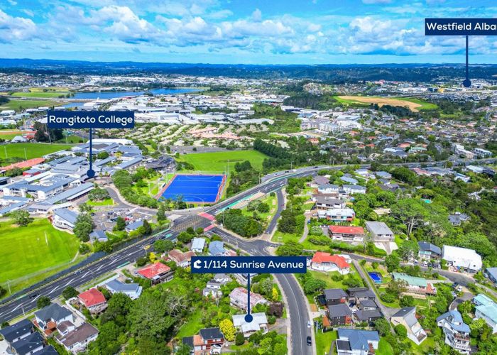  at 1/114 Sunrise Avenue, Mairangi Bay, North Shore City, Auckland
