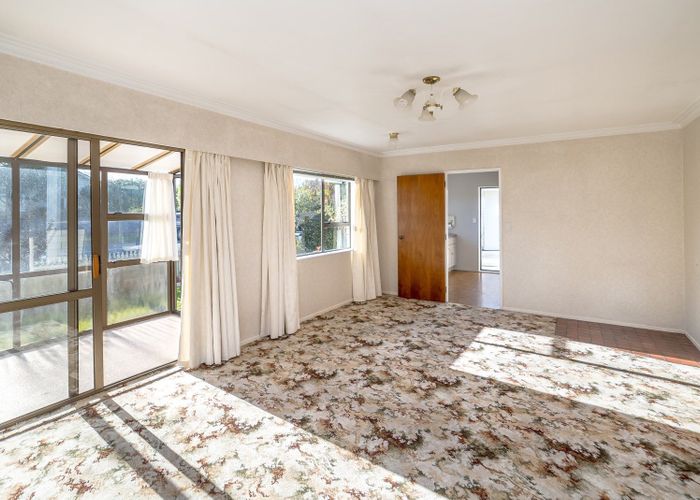  at 2 Carverthen Street, Masterton