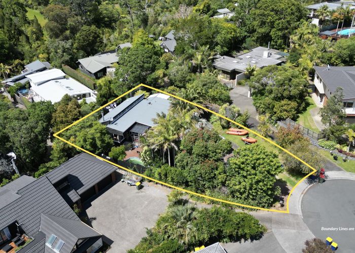  at 14 Cloverly Crescent, Campbells Bay, Auckland