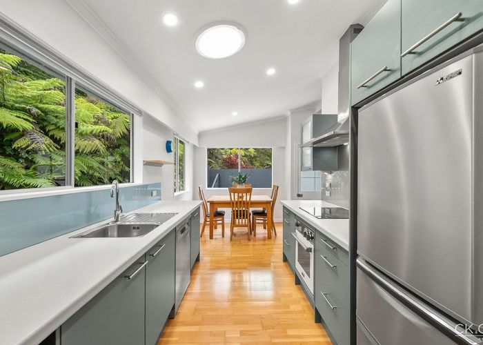  at 32 Forest Road, Pinehaven, Upper Hutt, Wellington