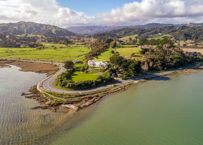  at 479 Grays Road, Pauatahanui, Porirua