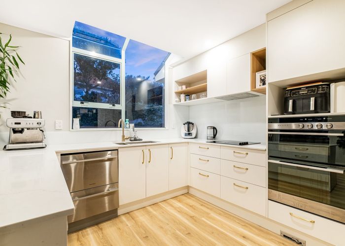  at 10 Portage Place, Whitby, Porirua, Wellington