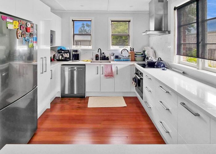  at 11A Fruitvale Rd, New Lynn, Waitakere City, Auckland
