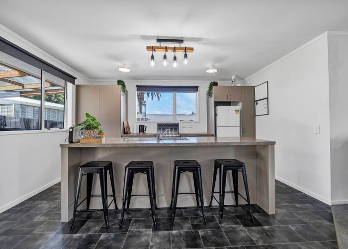  at 8 Shaldon Crescent, Blagdon, New Plymouth, Taranaki