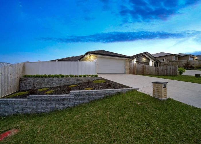  at 12 Regis Park Drive, Pukekohe, Pukekohe