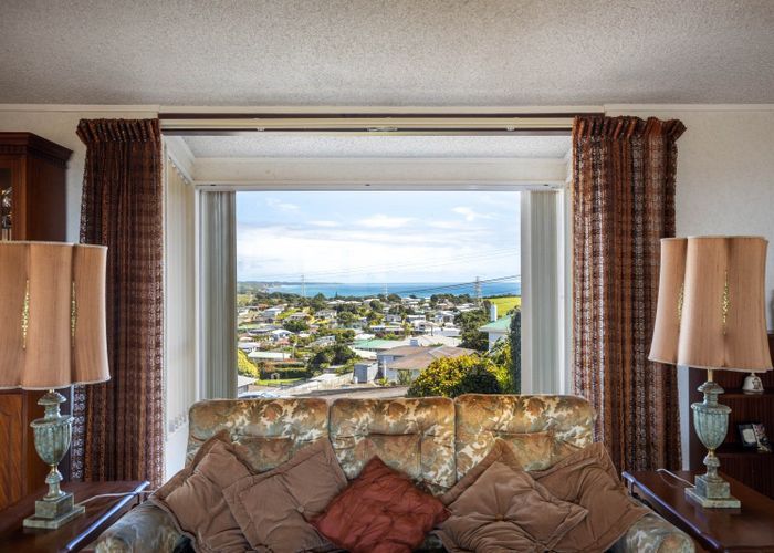  at 14 Scott Street, Moturoa, New Plymouth