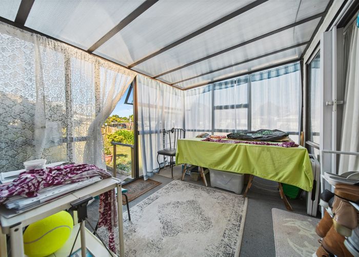  at 9 Blackgate Place, Weymouth, Manukau City, Auckland