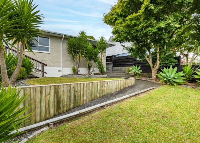  at 7 Te Ngaere Place, Merrilands, New Plymouth
