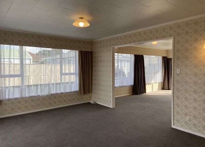  at 16 Huatoki Street, Vogeltown, New Plymouth, Taranaki
