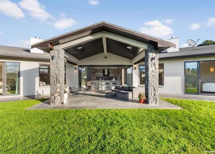  at 20 Whiteways Drive, Albany