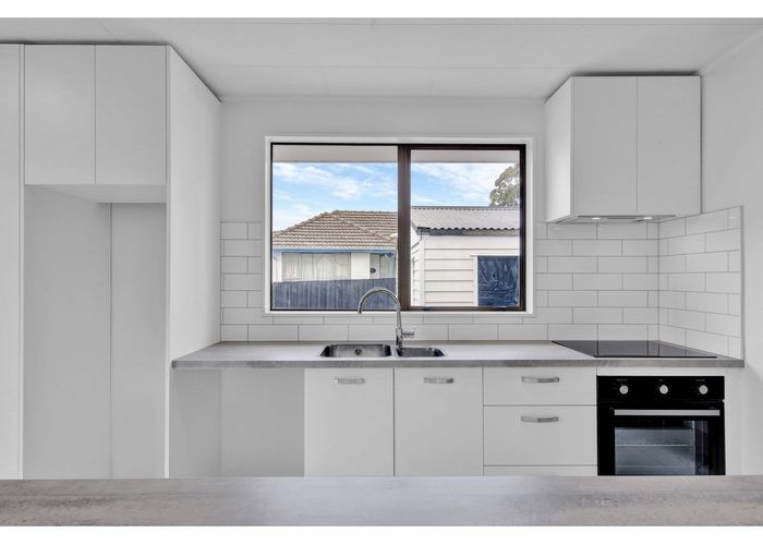  at 17 Keighleys Road, Bromley, Christchurch