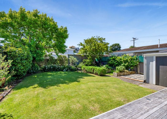  at 86 Tukapa Street, Westown, New Plymouth