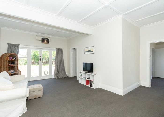  at 135 Galloway Street, Hamilton East, Hamilton