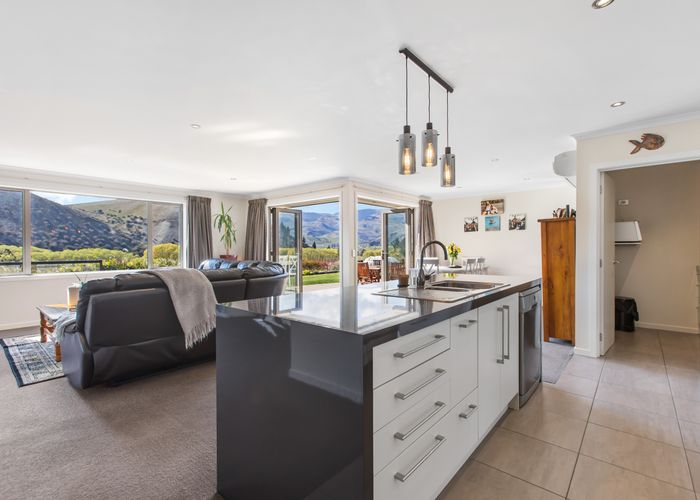  at 7 Mallett Lane, Lowburn