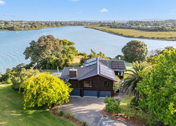  at 163 West Harbour Drive, West Harbour, Waitakere City, Auckland
