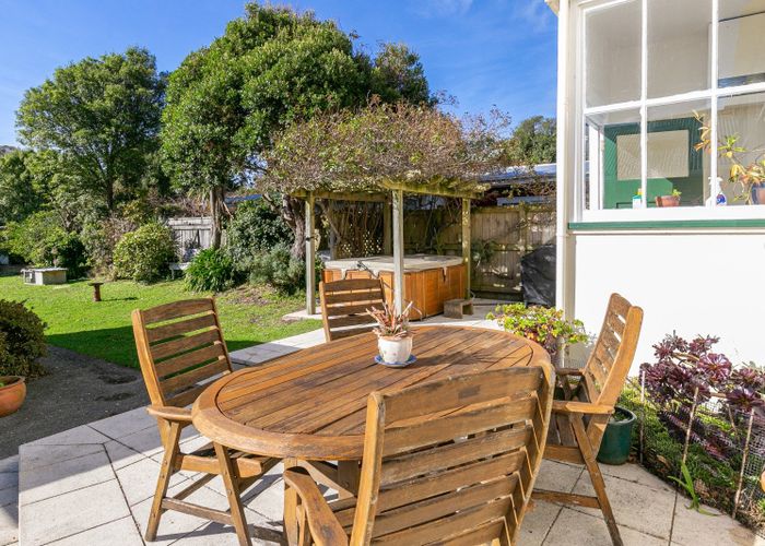  at 80 Standen Street, Karori, Wellington, Wellington