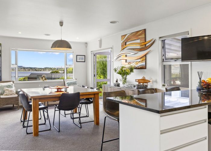  at 358 Lake Terrace, Two Mile Bay, Taupo, Waikato