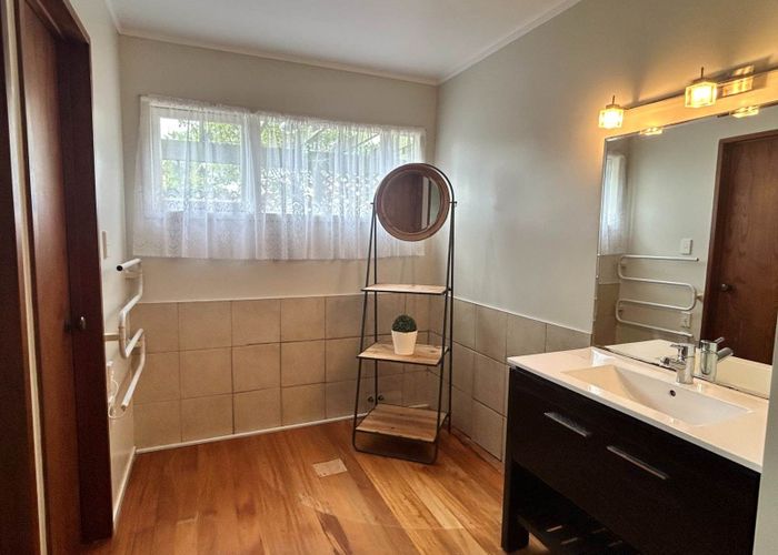  at 40A Hythe Terrace, Mairangi Bay, North Shore City, Auckland