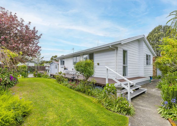  at 15A Rauparaha Street, Waikanae Beach, Waikanae