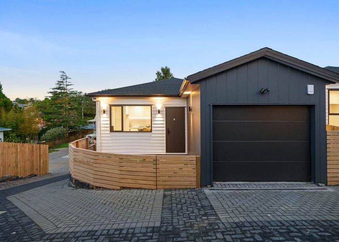  at Lot 1&2 / 25 Hutchinson Avenue, New Lynn, Waitakere City, Auckland