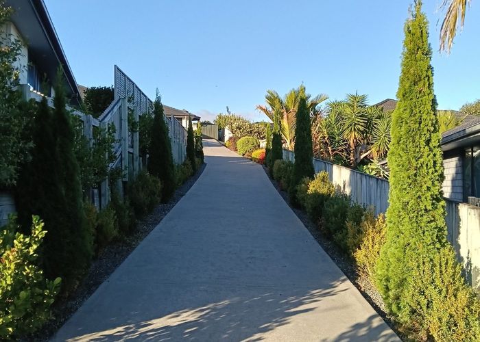  at 35 Ballintoy Park Drive, Welcome Bay, Tauranga, Bay Of Plenty