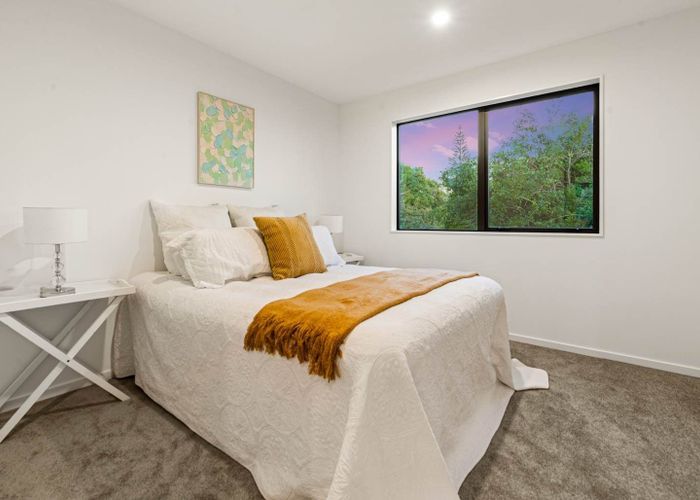  at 208C Ti Rakau Drive, Pakuranga Heights, Manukau City, Auckland