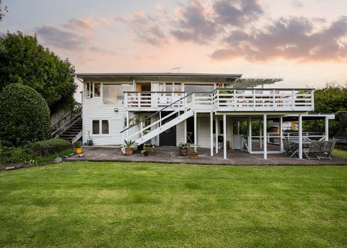 at 237 Beach Road, Campbells Bay, North Shore City, Auckland