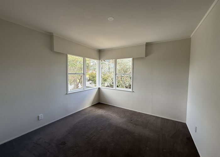  at 1/12 Meadway, Sunnyhills, Manukau City, Auckland
