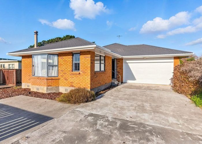  at 28 Te Kupe Road, Paraparaumu Beach, Kapiti Coast, Wellington