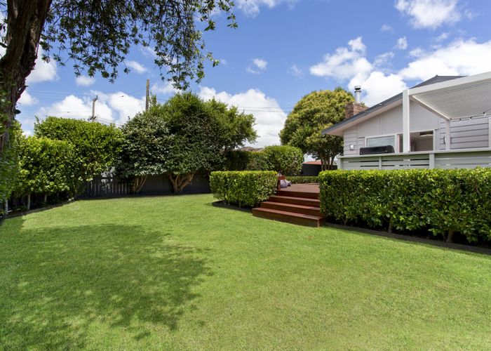  at 1/1 Tawa Road, Te Atatu Peninsula, Waitakere City, Auckland