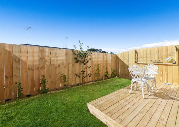  at 17E Ranch Avenue, Beach Haven, North Shore City, Auckland