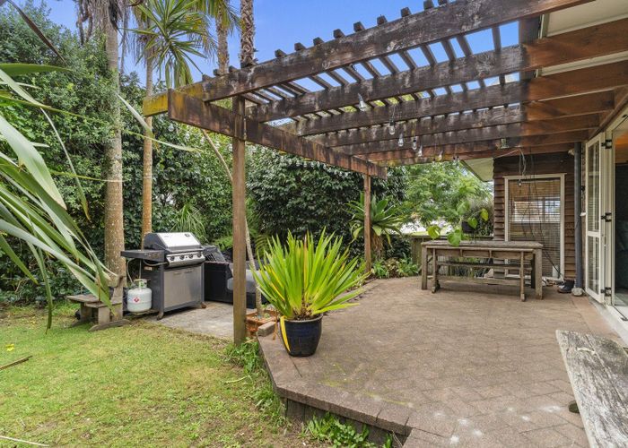  at 90 Russley Drive, Mount Maunganui, Mount Maunganui