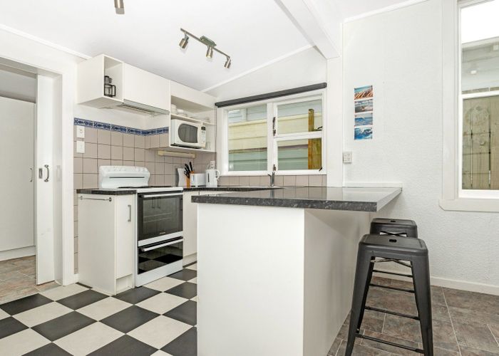  at 64 Awapuni Road, Awapuni, Gisborne, Gisborne