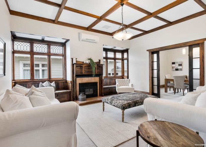  at 11 Adam Street, Greenlane, Auckland