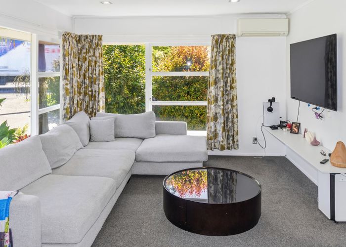  at 1/303 Lake Road, Hauraki, North Shore City, Auckland